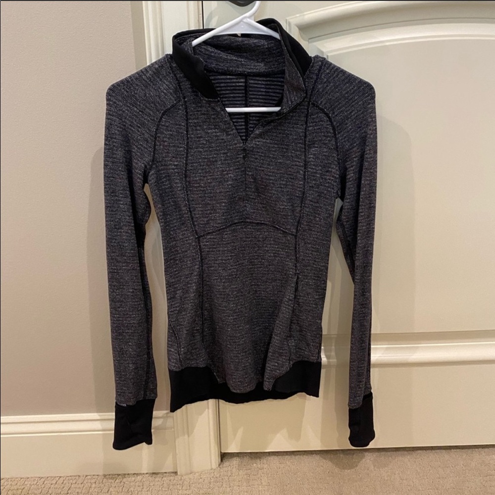 Lululemon Size 4 Quarter Zip